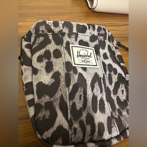 Women’s Herschel Small Cruz Handbag Crossbody Purse - Picture 2 of 7